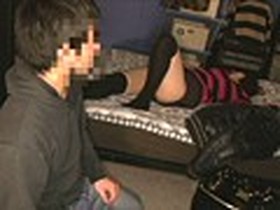 無言作品集31 自宅だからってノーガードで酔いつぶれてる無防備な女友達を… サンプル動画サムネイル